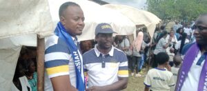 The coordinator decorating one of the house patrons